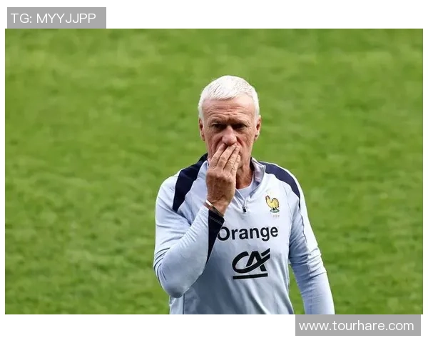 热爱足球的法国球星用激情与才华点亮绿茵场传奇之路 热爱足球的法国球星用激情与才华点亮绿茵场传奇之路